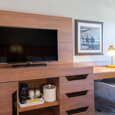 Hampton Inn Madison East Towne Mall Area Eksteriør bilde