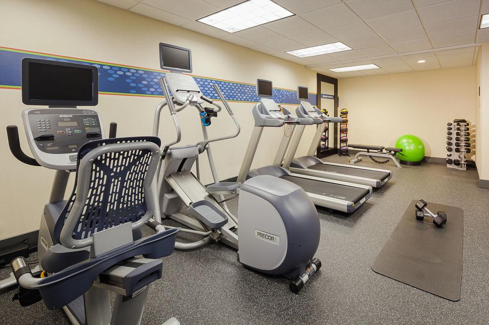 Hampton Inn Madison East Towne Mall Area Eksteriør bilde